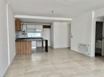Departamento · 87m² · 3 Dormitorios · 1 Cochera · Departamento en Centro