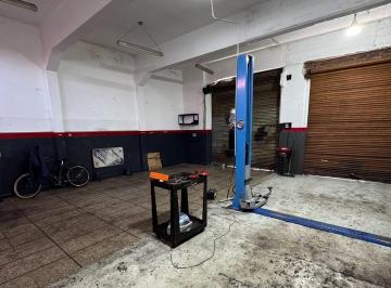 Bodega-Galpón · 168m² · 4 Ambientes · Galpón en Villa Libertad