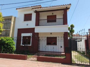 Casa de 9 ambientes, Córdoba · Apta Bancor – Vendo Casa de 5 Dorm B° General Paz.