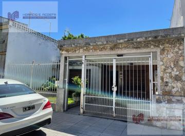 Casa · 80m² · 3 Ambientes · 1 Cochera · Casa - S. Andres