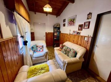 Casa de 4 ambientes, Bahía Blanca · Casa en Venta. Bahía Blanca. Newton 1500. B. Anchorena. 2 Dorm.