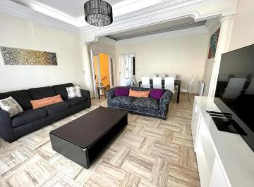 PH · 200m² · 6 Ambientes · PH en Venta 6 Ambientes Entrada Independiente Terraza en Villa Urquiza, Capital Federal, Buenos Aire