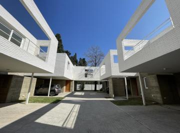 Casa · 171m² · 3 Ambientes · 2 Cocheras · ¡Venta! Spano Casas - Dúplex de Categoría en Housing - Argüello