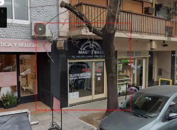 Local comercial · 24m² · 1 Ambiente · Venta Caballito Local 3 X 8 Excelente Rojas Al 400 y Avellaneda - Renta + 5% Anual