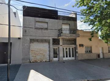 Casa de 5 ambientes, Mataderos · Venta Casa en Mataderos