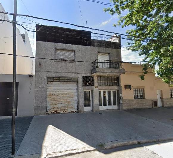 Casa · 150m² · 5 Ambientes · 2 Cocheras