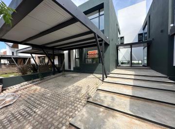 Casa · 188m² · 4 Ambientes · 2 Cocheras · Dúplex a La Venta Greenville 2 a Estrenar
