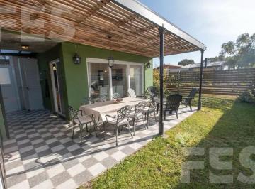 Casa · 90m² · 3 Ambientes · 1 Cochera · Casa en Venta Condominio Las Palmas, Ostende, Costa Atlántica