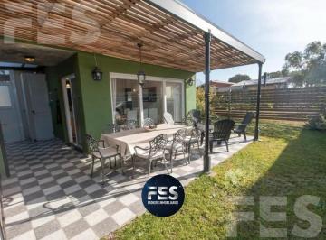 Casa · 90m² · 3 Ambientes · 1 Cochera · Oportunidad Única en Condominio Las Palmas – Cherburgo 2700 | Diseño y Confort Costa Atlántica