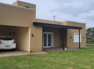 Casa de 3 ambientes, Junín · Casa Quinta