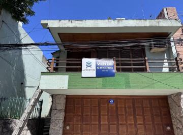 UNI-UNI-385_2 · Venta Casa 4 Dorm. Lote Constructora Abasto Rosario