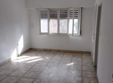 Casa de 4 ambientes, San Isidro · Casa en Alquiler en Boulogne