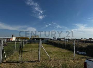 Terreno · 305m² · Terreno en Venta Ubicado en El Barrio Lomas de Arana, La Plata