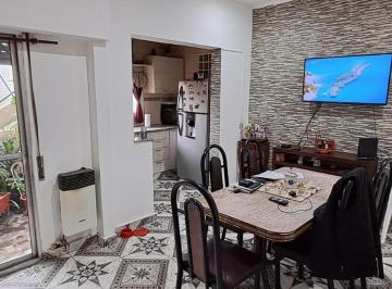 PH · 58m² · 3 Ambientes · Departamento Tipo Casa 3 Ambientes en Venta en Wilde Centro