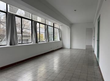 Oficina comercial · 100m² · 3 Ambientes · Oficina en El Centro