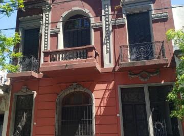PH de 3 ambientes, Balvanera · Venta de PH a Refaccionar Gran Potencial.