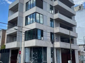 Edificio · 55m² · 3 Ambientes · 3 Cocheras · Importante Propiedad San Martin Centro