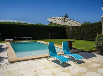 Casa · 100m² · 4 Ambientes · 2 Cocheras · Venta! Casa con Pileta en Barrio Las Acequias