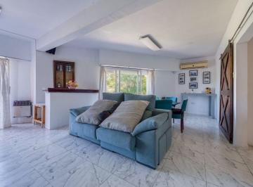 PH · 131m² · 4 Ambientes · 1 Cochera · Venta PH 4 Ambientes Vicente Lopez Cochera Terraza