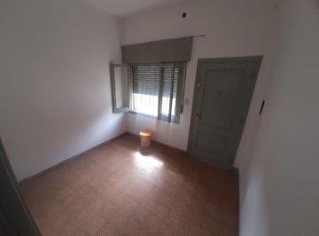 Casa · 103m² · 4 Ambientes · 1 Cochera · Casa en La Mejor Zona de San Lorenzo