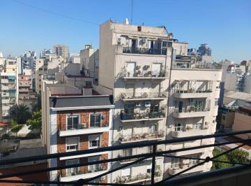 Departamento de 4 ambientes, Caballito · Venta en Caballito. Amplio 3 Ambientes y Escritorio. Balcón Corrido Al Frente.
