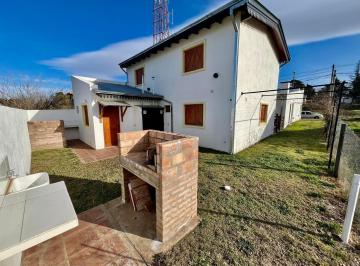 Departamento de 2 ambientes, Tornquist · 2 Duplex + Local Comercial
