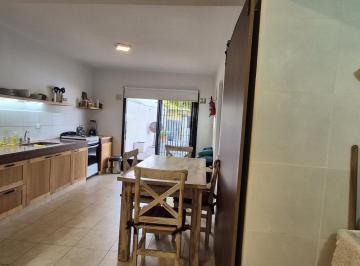 Departamento · 60m² · 3 Ambientes · Departamento en 14 de Octubre Copol