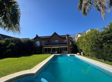 Casa · 188m² · 7 Ambientes · 4 Cocheras · Casa en Venta en La Delfina Pilar