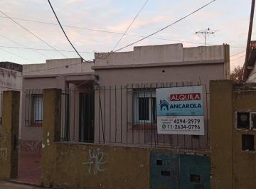 PH de 2 ambientes, Almirante Brown · Alquiler de PH en Burzaco