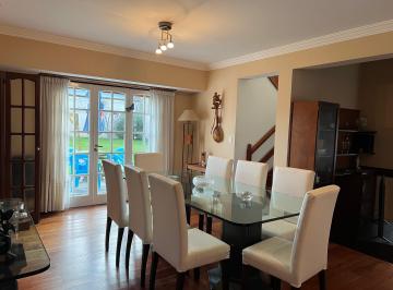 Casa de 6 ambientes, General Juan Madariaga · Venta Casa Madariaga. Excelente Ubicación