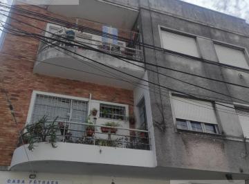 PH · 60m² · 3 Ambientes · Alquiler PH de 3 Amb. con Balcon en Wenceslao Villafañe 1200, Barracas