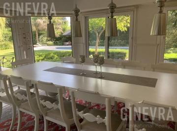 Casa · 700m² · 10 Ambientes · 2 Cocheras · Bellisima! Casa en Alquiler en Mayling Cc, Pilar
