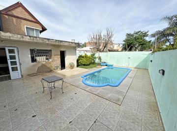 Casa · 127m² · 3 Dormitorios · 1 Cochera · Casa en San Lorenzo