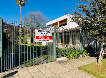 Casa de 5 ambientes, Pilar · Casa 5 Ambientes en Pilar Centro