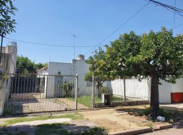 Casa de 3 ambientes, Morón · Casa en Venta con Amplio Terreno en Haedo Sur