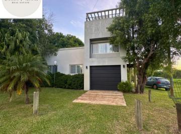 Casa · 140m² · 5 Ambientes · 1 Cochera · Casa Moderna en Venta - Paso de La Patria, Corrientes
