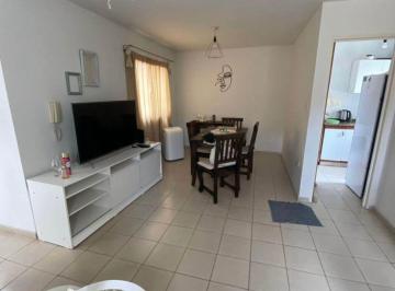 Departamento · 60m² · 3 Ambientes · Departamento en Alquiler Barrio Guemes