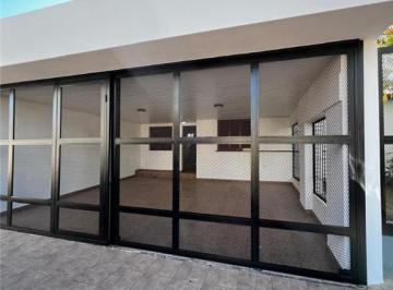 Casa · 250m² · 5 Ambientes · 2 Cocheras · Casas - Duplex - Paykin, Resistencia