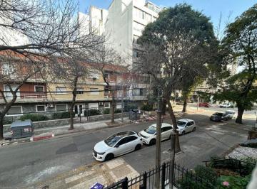 Departamento · 55m² · 3 Ambientes · Alquiler Apartamento de 2 Dorm. Pocitos