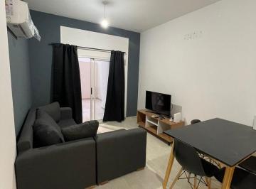 Departamento · 48m² · 2 Ambientes · Departamento 1 Dormitorio - Patio - Obispo Trejo Al 1000 - Nueva Cordoba