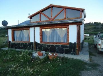 Casa · 370m² · 3 Ambientes · Los Ñires 1080