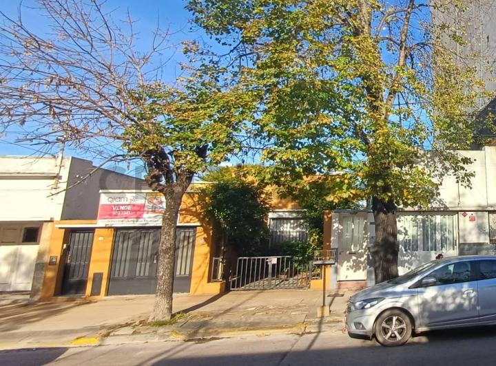 PH · 180m² · 3 Ambientes · 1 Cochera