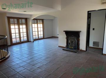Departamento · 70m² · 3 Ambientes · Venta de Amplio Departamento 2 Ambientes en Castelar Sur - Prox Av Zeballos