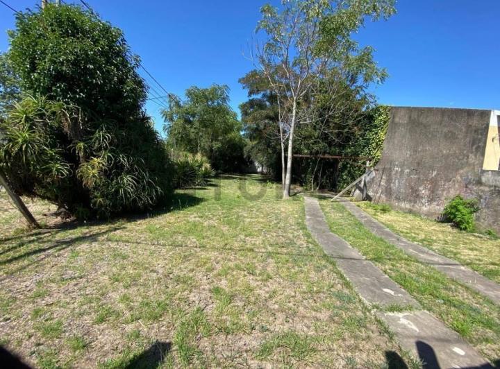 Terreno · 450m²