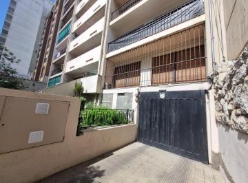 Garage , Córdoba · ¡Oportunidad! Nueva Córdoba - Cochera - a m de Bv. Illia