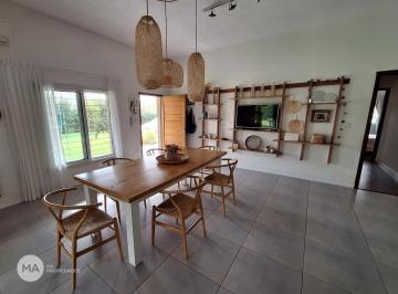 Casa · 131m² · 4 Ambientes · Casa 2 Dorm. - Uspallata 1400 - Acequias del Aire | Venta