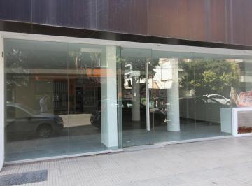 Local comercial · 154m² · 1 Ambiente · Local Comercial de 150 m² C/renta a m Plaza Barrio General Paz.