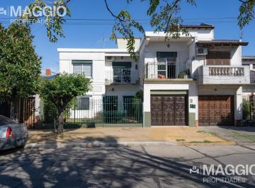 Casa · 180m² · 6 Ambientes · 1 Cochera · Casa Venta San Justo