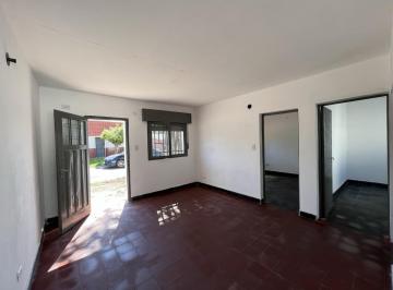 Casa · 60m² · 3 Ambientes · Casa - Rosario