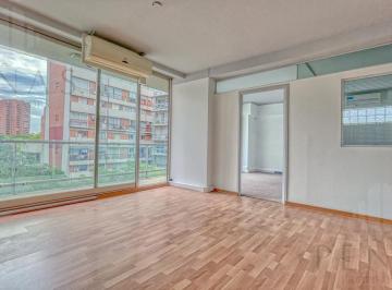 Oficina comercial · 98m² · 7 Ambientes · 1 Cochera · Oficina 100 m² en Núñez - Excelente Imagen Profesional y Ubicación - Cochera